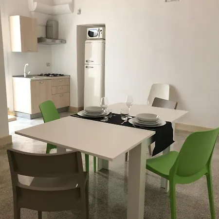 Apartment Dimora Il Granaio Ugento
